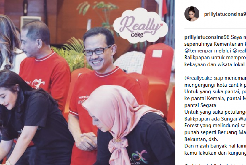 Prilly ikut mempromosikan Wonderful Indonesia di akun Instagramnya.