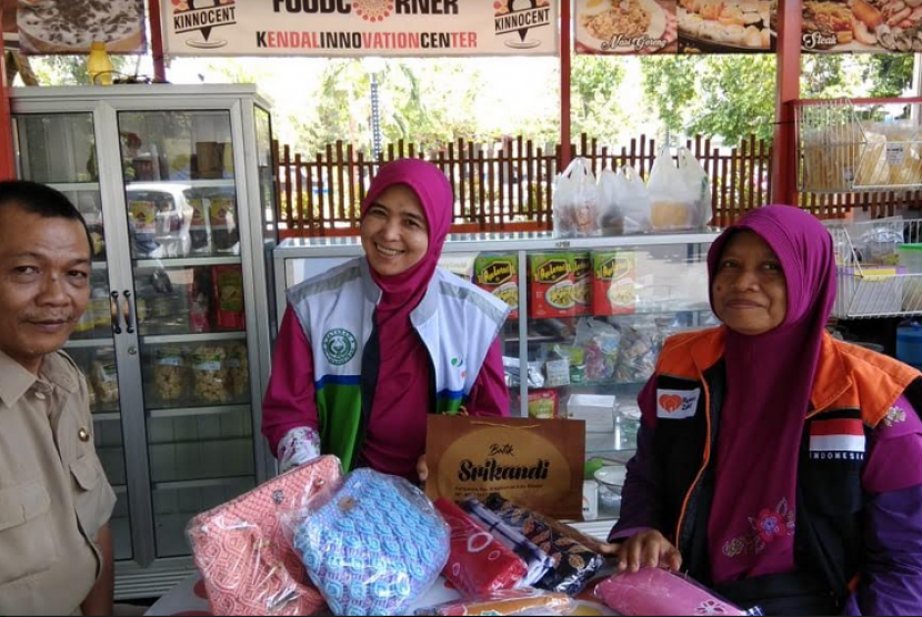 Produk binaan Rumah Zakat hadir di Food Corner Kendal.