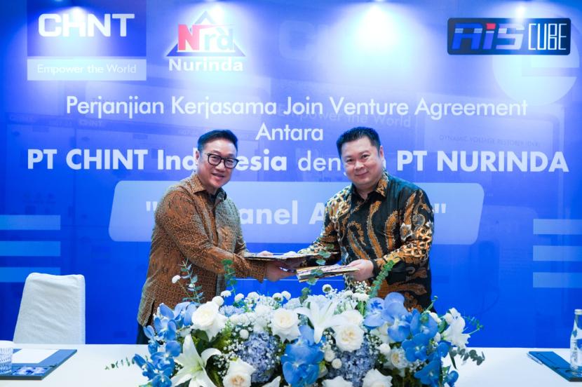 Produsen peralatan elektrikal global, CHINT Group, melalui anak perusahaannya, PT CHINT Indonesia, berekspansi ke produksi panel kubikel listrik tegangan menengah atau medium voltage dengan membangun unit produksi Air Insulated Switchgear (AIS) dengan tegangan 24 kilovolt (kV) di Cikupa, Tangerang.