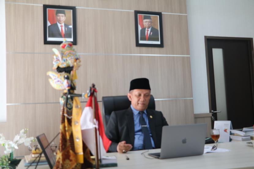 Prof Dr Mahmud, Rektor UIN Sunan Gunung Djati Bandung.