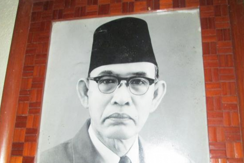 Prof Mahmud Yunus kala jadi dekan ADIA