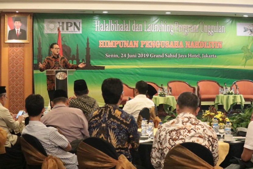 Prof Rokhmin Dahuri memberikan sambutan sekaligus pengarahan kepada pengurus Himpunan Pengusaha Nahdliyin (HPN) se-Indonesia.