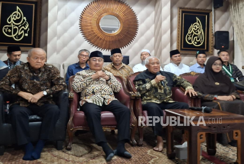 Profesor Din Syamsuddin dalam acara bincang-bincang bersama tokoh-tokoh Muslim dan cendekiawan di Jakarta Selatan, Rabu (3/9/2025)