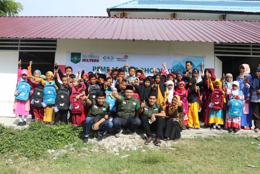 program NU Peduli Sulteng, NU Care-LAZISNU bersinergi dengan PT Telkom Indonesia menyalurkan bantuan bagi warga penyintas bencana 