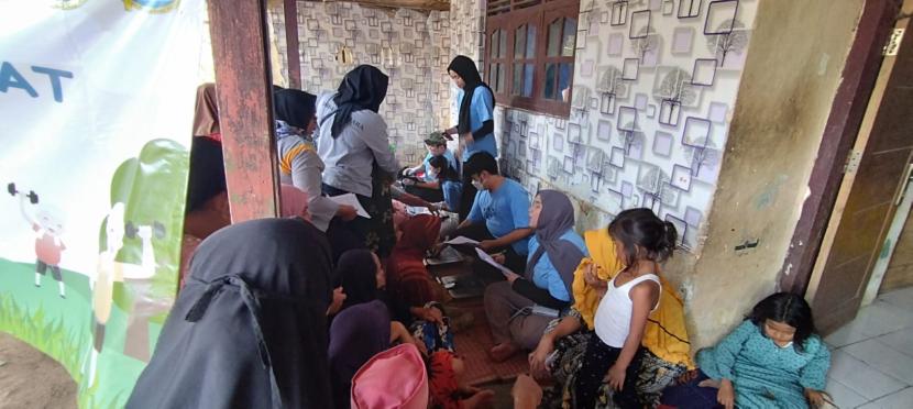 Program Pendidikan Vokasi, Universitas Indonesia (UI) mengadakan kegiatan Pengabdian Masyarakat berupa pemeriksaan fisik gratis bagi lansia dalam upaya mencapai program “Sehat Bestari” (Sepanjang Hayat Bersama Fisioterapi).
