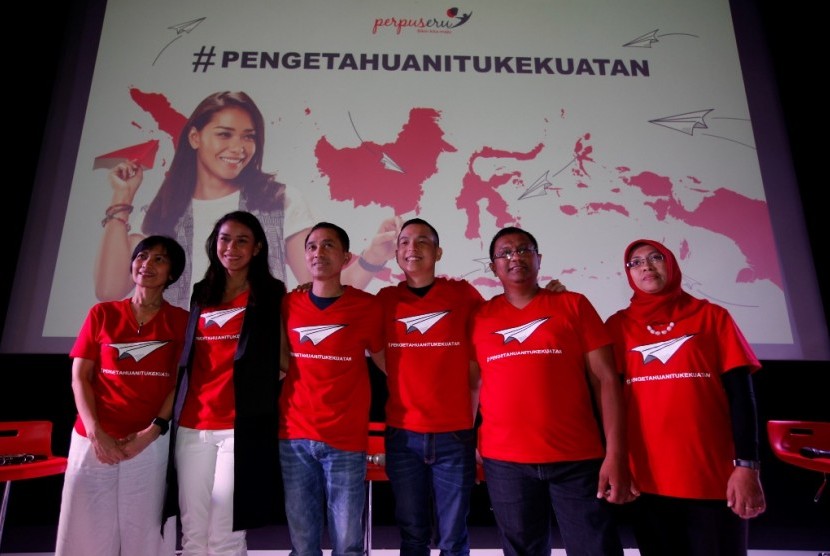 Program Perpustakaan Berbasis Teknologi Komunikasi dan Informasi PerpuSeru memprakarsai gerakan sosial berbagi pengetahuan lewat tagar #PengetahuanItuKekuatan. 