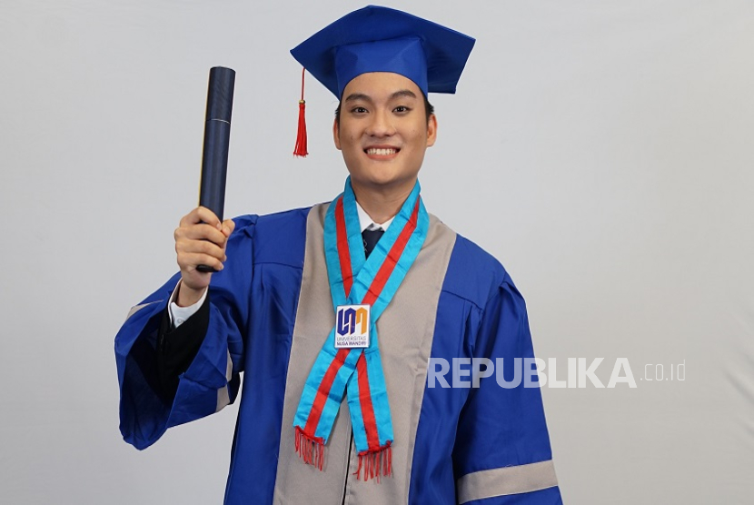 Program Studi Informatika, Fakultas Teknologi Informasi UNM berhasil meraih akreditasi unggul, yang berlaku hingga 16 Agustus 2030.