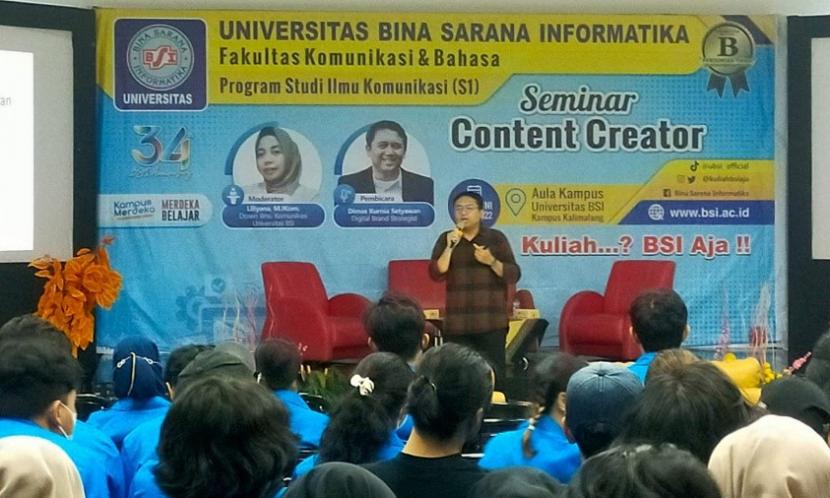 Program Studi (Prodi) Ilmu Komunikasi Universitas BSI (Bina Sarana Informatika), menggelar seminar Content Creator, yang digelar pada hari Kamis (23/6/2022) silam. 