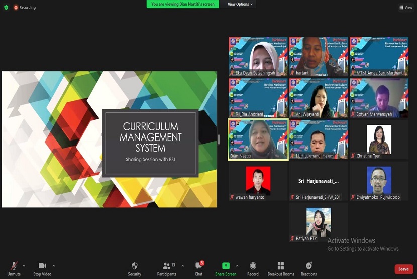 Layanan obrolan video Zoom memperkenalkan fitur terbarunya avatar yang dapat digunakan untuk rapat daring.(ilustrasi)