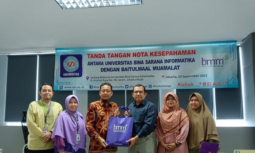  Program studi (Prodi) Manajemen, Universitas BSI (Bina Sarana Informatika) sebagai Kampus Digital Kreatif telah melakukan teken nota kesepahaman (MoU) dengan Baitulmaal Muamalat. 