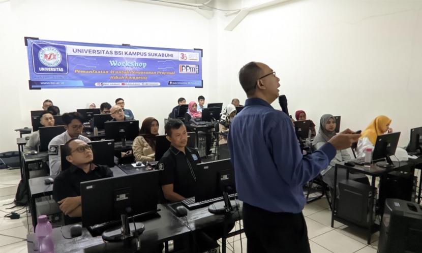 Program Studi (prodi) Sistem Informasi Akuntansi (SIA) Universitas BSI (Bina Sarana Informatika) kampus Sukabumi sukses mengadakan workshop bertema ‘Pemanfaatan Kecerdasan Buatan (AI) untuk Penyusunan Proposal Hibah Kompetisi’ pada Kamis (29/2/2024). 