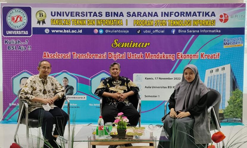 Program Studi (prodi) Teknologi Informasi Universitas BSI (Bina Sarana Informatika) menggelar seminar teknologi di gedung Rektorat Universitas BSI, jalan Kramat 98, Senen, Jakarta Pusat, Kamis (17/11/2022). 