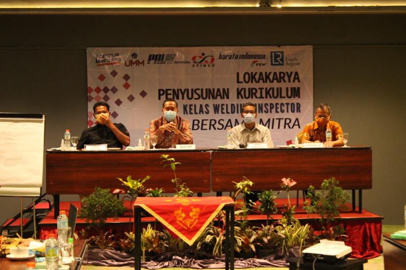 Program Studi Teknik Mesin, Universitas Muhammadiyah Malang (UMM) menggaet beberapa pelaku dalam Dunia Usaha dan Dunia Industri (DUDI) melalui Memorandum of Understanding (MoU) dan lokakarya.
