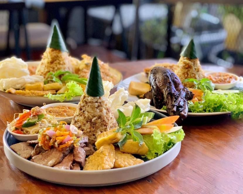 Promo food and baverage Tutug Oncom Paket 137 (TOP 137) yang ditawarkan Grand Kangen Hotel Urip Sumuharjo Yogyakarta. 