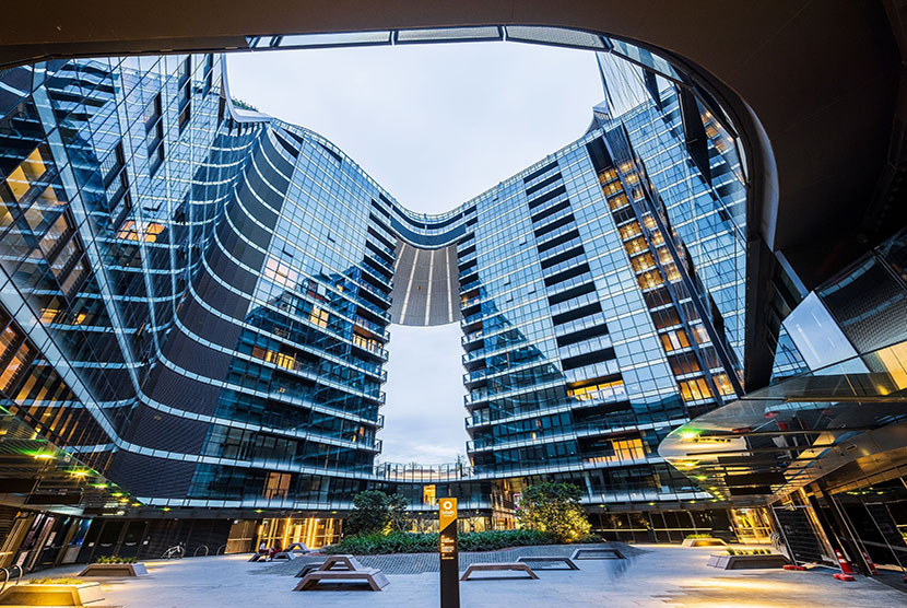 Pengembang hunian asal Australia Crown Group melebarkan ekspansi bisnis pertama ke pasar Amerika Serikat. Perusahaan mengembangkan proyek mixed-use kondominium dan hotel senilai tinggi Rp 8 triliun.