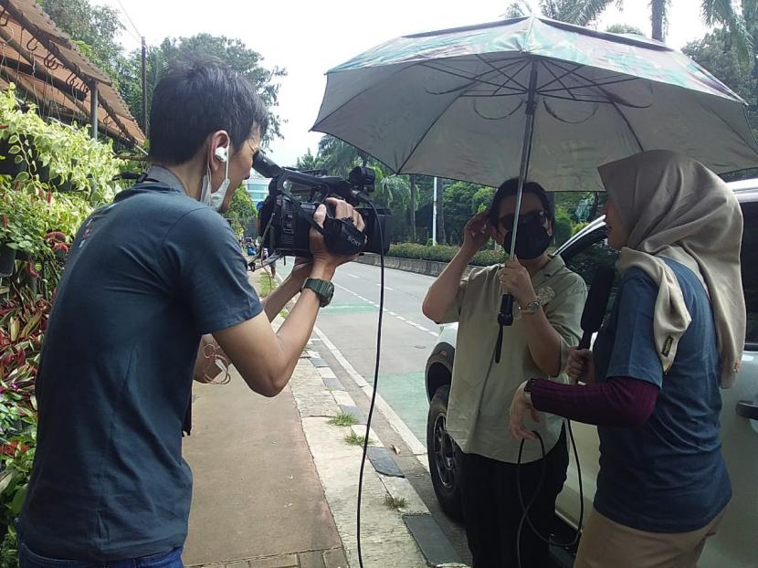 Proses praktik lapangan uji kompetensi jurnalis yang diikuti NET TV dan Garuda TV di Jakarta Selatan pada 11-11 Maret 2023.