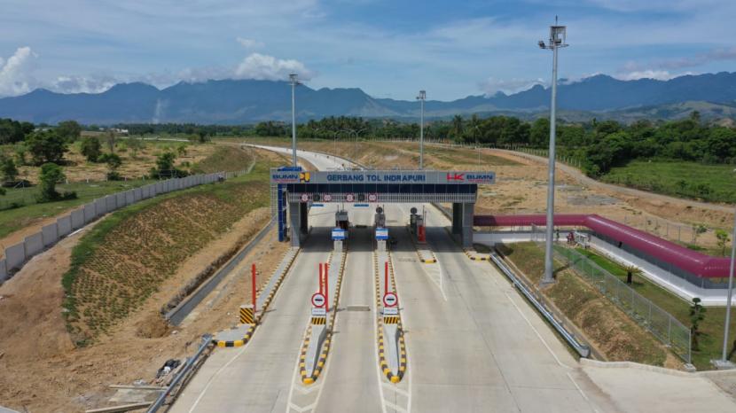 PT Adhi Karya (Persero) Tbk. ADHI telah menyelesaikan pekerjaan pembangunan jalan Tol Ruas Sigli-Banda Aceh Seksi 4 sesuai jadwal. Jalan tol ini merupakan bagian dari mega proyek Tol Trans Sumatera. 