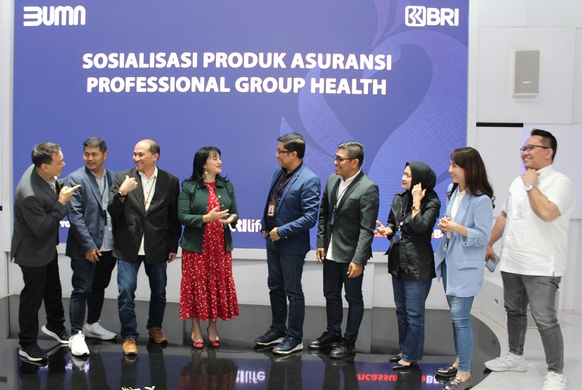 PT Asuransi BRI Life bersinergi dengan PT Bank Rakyat Indonesia (Persero) Tbk meluncurkan produk asuransi korporasi Professional Group Health. Adapun peluncuran ini karena BRI Life melihat karyawan merupakan salah satu aset berharga bagi setiap perusahaan. 