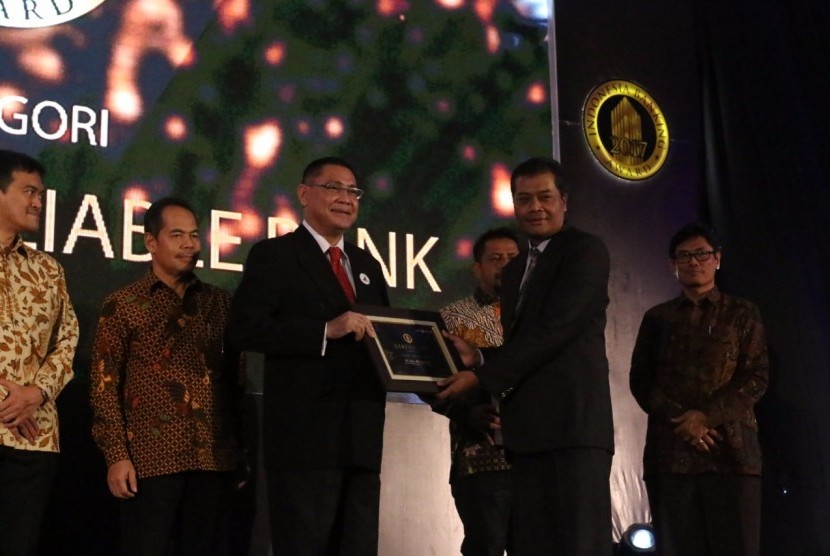 PT Bank BNI Syariah meraih penghargaan The Most Reliable Bank dan The Most Efficient Bank kategori Perbankan Syariah dalama ajang penghargaan Indonesia Banking Award (IBA) 2017. 