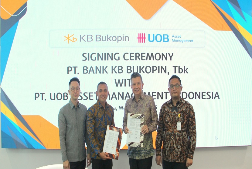 PT Bank KB Bukopin Tbk (KB Bukopin) secara resmi menjalin kemitraan dengan PT UOB Asset Management Indonesia (UOBAM Indonesia) dalam menyediakan solusi instrumen investasi untuk nasabah KB Bukopin melalui produk reksa dana.