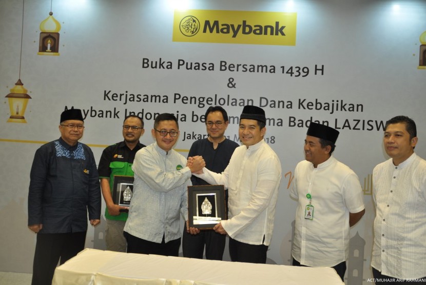 PT Bank Maybank Indonesia Tbk  (Maybank Indonesia) bekerja sama dengan Global Wakaf Foundation dan empat lembaga Laziswaf lain menyalurkan dana kebajikannya.