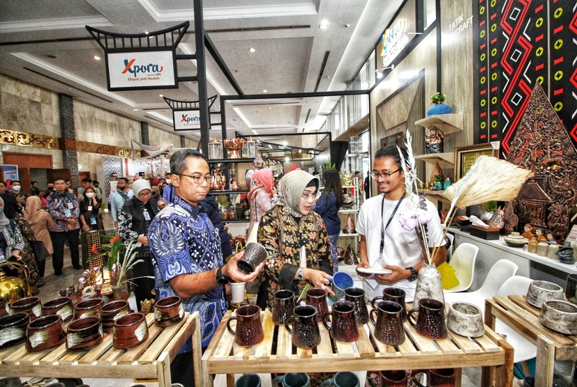 PT Bank Negara Indonesia (Persero) Tbk. atau BNI kembali mendukung penyelenggaraan pameran bertajuk The 23rd Jakarta International Handicraft Trade Fair (INACRAFT 2023) sebagai salah satu pameran produk kerajinan terbesar di Asia Tenggara, di Jakarta Convention Center (JCC) pada tanggal 1 hingga 5 Maret 2023.