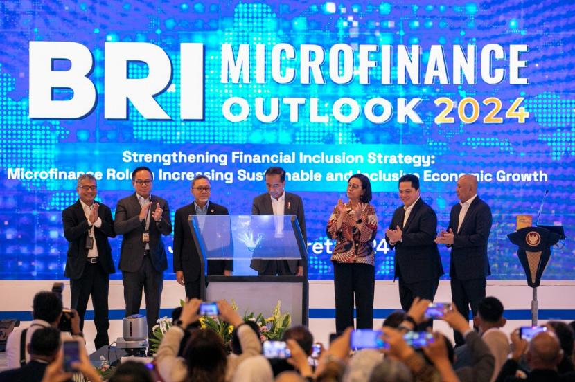 PT Bank Rakyat Indonesia (Persero) Tbk atau BRI meraih apresiasi dalam acara BRI Microfinance Outlook 2024.