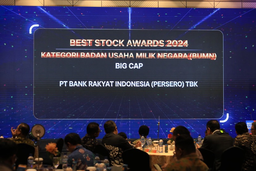 PT Bank Rakyat Indonesia (Persero) Tbk emiten berkode BBRI yang sepanjang tahun 2023 mencatatkan kinerja keuangan dan kinerja saham yang positif. BBRI pun dianugerahi dua penghargaan dari Best Stock Awards 2024 yang diselenggarakan Investortrust dan Infovesta pada Kamis, 25 Januari 2024.