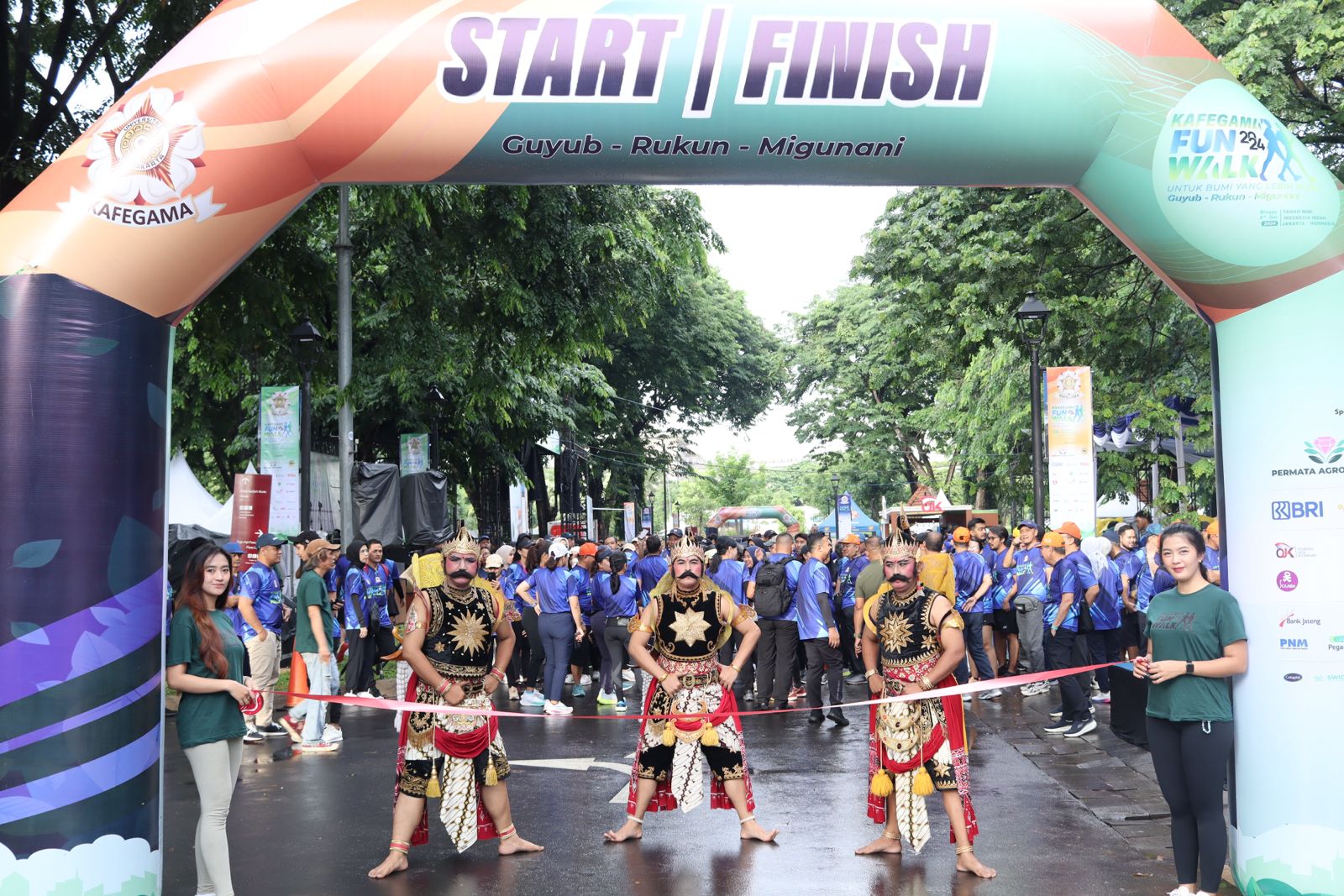 PT Bank Rakyat Indonesia (Persero) Tbk kembali mendukung Pengurus Pusat Keluarga Alumni Fakultas Bisnis dan Ekonomika UGM (PP Kafegama) dalam menyelanggarakan “Kafegama Fun Walk 2024”.