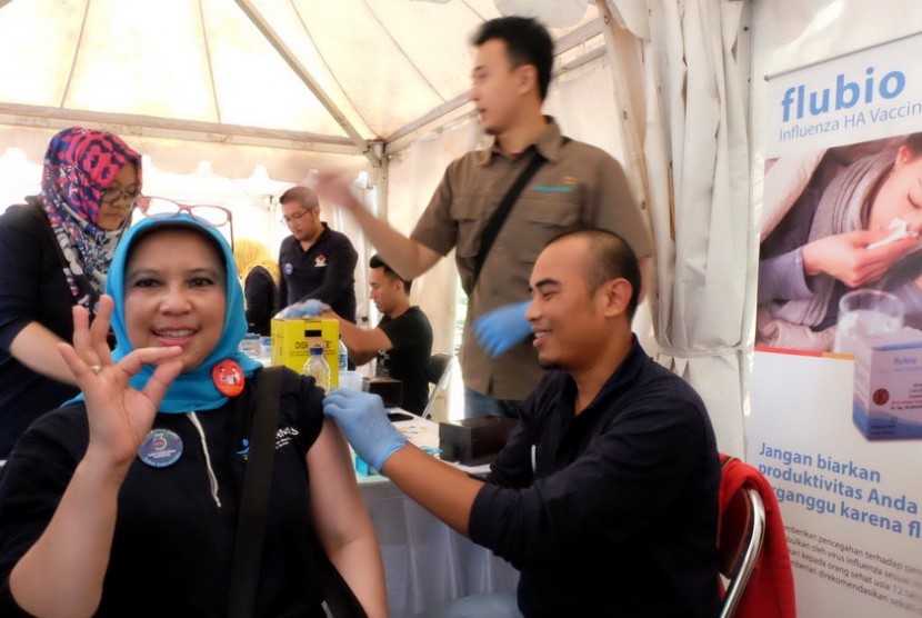 PT Bio Farma Sediakan 1000 Vaksin Flu Gratis pada  acara puncak Hari Kesehatan Nasional (HKN) ke-53 di Gedung Sate, Bandung  