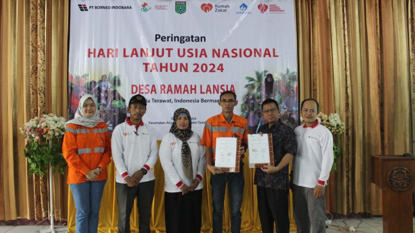 PT Borneo Indobara bersama Rumah Zakat mengadakan Peringatan Hari Lansia Nasional pada tahun ini di Desa Mekar Jaya, Kecamatan Angsana, Kabupaten Tanah Bumbu, Ahad (9/6/2024).