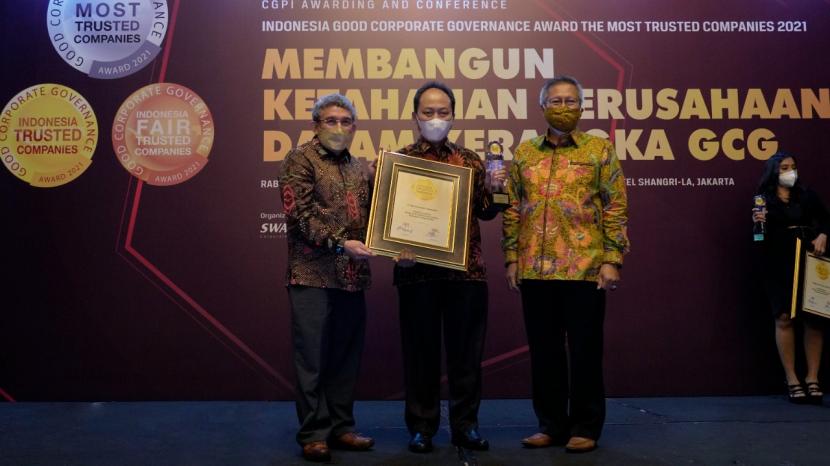 PT. BRI Asuransi Indonesia/BRI Insurance (BRINS) kembali menorehkan prestasi cemerlang di tahun 2021. Berkat tata kelola perusahaan yang baik, kali ini BRINS dinobatkan sebagai  Indonesia Trusted Company pada ajang Corporate Governance Perception Index (CGPI) Award 2020.