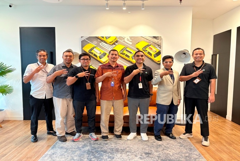 PT Data Sinergitama Jaya Tbk (Elitery), penyedia layanan managed IT services asal Indonesia, resmi melebarkan sayap bisnis ke Malaysia. Ekspansi dilakukan melalui pendirian entitas baru bernama Elitery Global Technology Sdn Bhd.