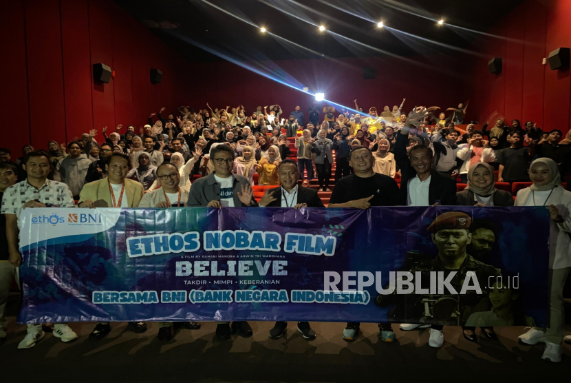 PT Etos Kreatif Indonesia menggelar kegiatan nonton bareng film BELIEVE bersama 1.999 karyawan secara serentak di bioskop Jakarta, Purwokerto, dan Cilacap.