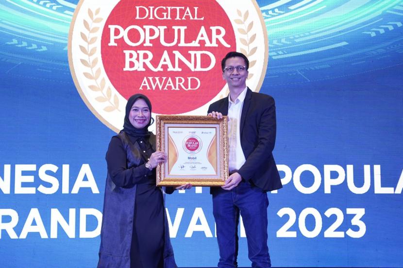 PT ExxonMobil Lubricants Indonesia (PT EMLI) melalui lini merek Mobil Lubricants mendapatkan penghargaan Indonesia Digital Popular Brand Award 2023. 