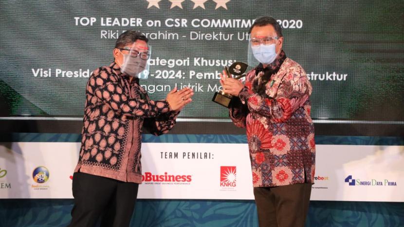 PT GeoDipa Energi (Persero) berhasil mendapatkan tiga penghargaan sekaligus dalam ajang TOP CSR Award 2020 yang diselenggarakan oleh Majalah TOP Business bekerja sama dengan KNKG dan CSR Society Indonesia, di Hotel Sultan, Jakarta, belum lama ini.