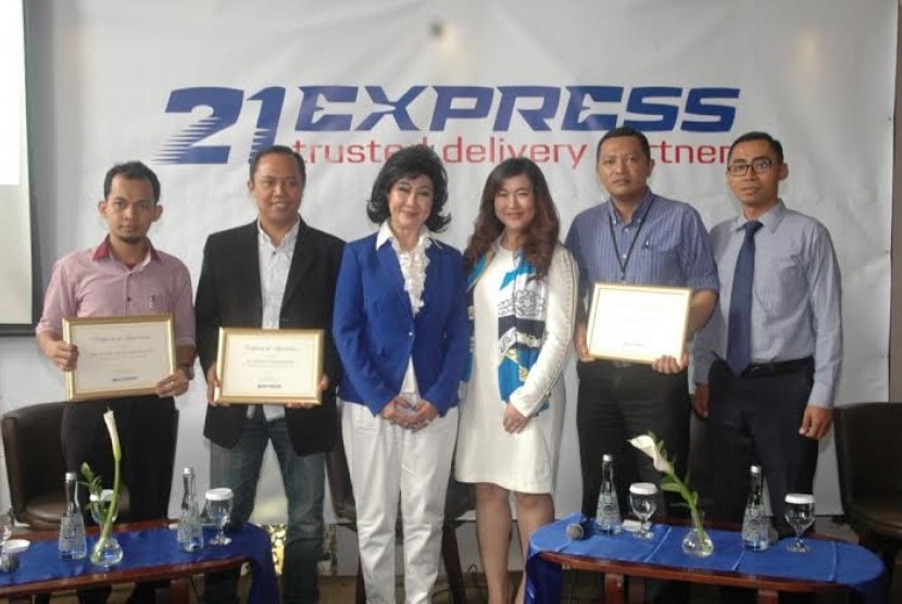 PT Globalindo Dua Satu Express (21Express), perusahaan jasa titipan dan logistik akan ikut memasuki industri jasa kurir ritel.