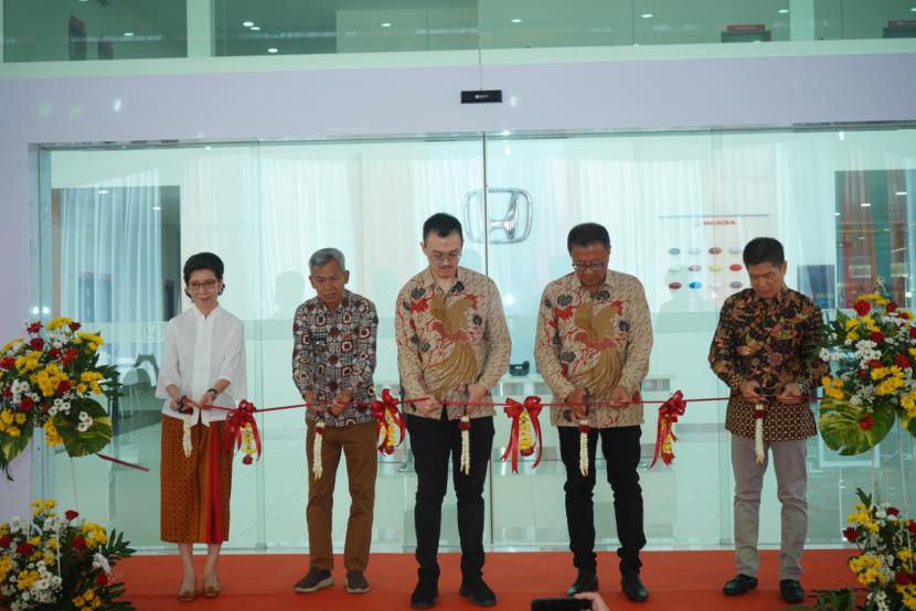 PT Honda Prospect Motor kembali memperluas akses dan jaringan di Daerah Istimewa Yogyakarta melalui peresmian Honda Anugerah Bantul.