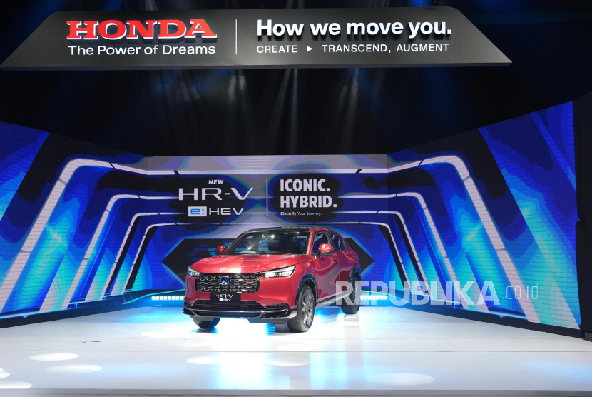 PT Honda Prospect Motor meluncurkan New Honda HR-V RS e:HEV, model hybrid pertama Honda di segmen SUV kompak.