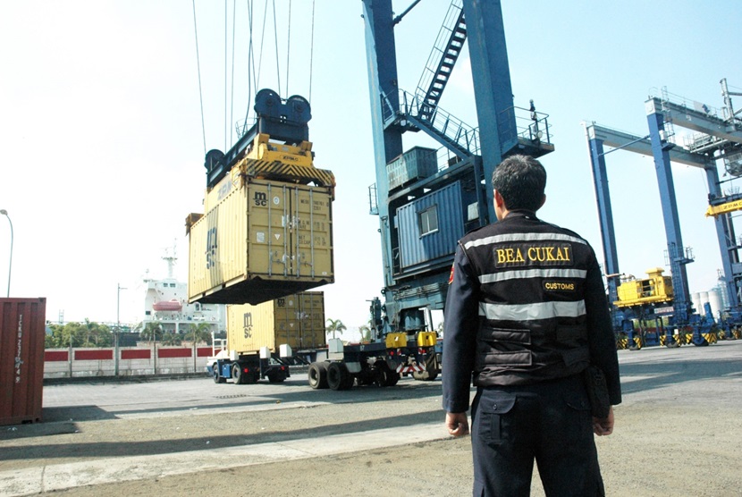 PT Iljin New Technology Steel, produsen bahan baku baja (strip steel) untuk mata pisau cutter dan pemotong rumput, memperoleh izin fasilitas kawasan berikat dari Kantor Wilayah (Kanwil) Bea Cukai Jakarta, pada Senin (11/09).