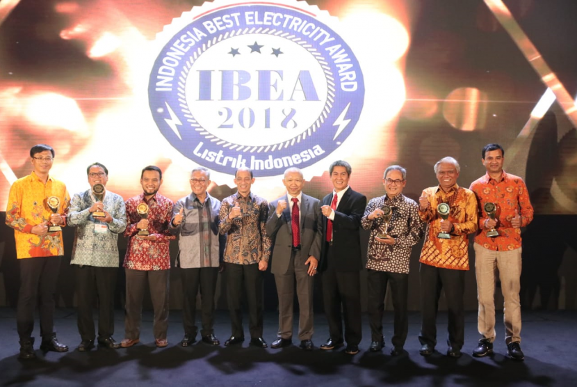PT Indonesia Power meraih Indonesia Best Electricity Award (IBEA) 2018.
