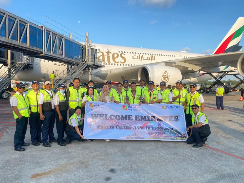 PT JAS Aero Engineering Services kembali dipercaya menjadi penyedia jasa line maintenance dan sertifikasi pesawat Airbus 380 pertama di Indonesia.