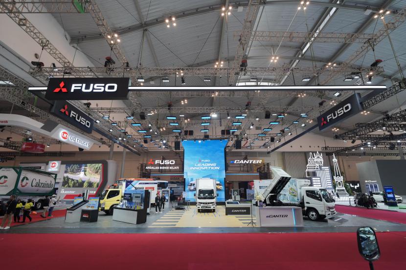 PT Krama Yudha Tiga Berlian Motors (KTB), distributor resmi Mitsubishi Fuso truk dan bus di Indonesia, mencatatkan prestasi khusus di perhelatan Gaikindo Indonesia Internasional Auto Show 2024 (GIIAS).