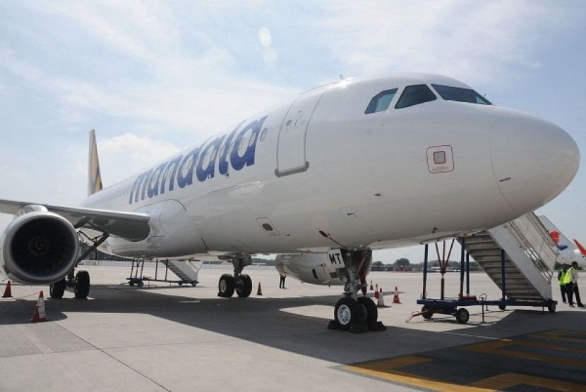 PT Mandala Airlines will add four aircrafts types of Airbus-320 this year. (file photo)