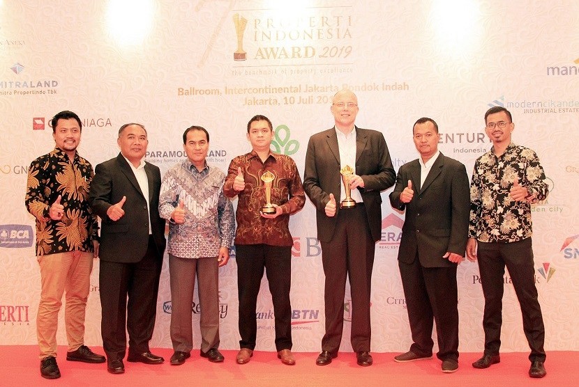 PT Modernland Realty Tbk meraih dua penghargaan di ajang Properti Indonesia Award (PIA) 2019.