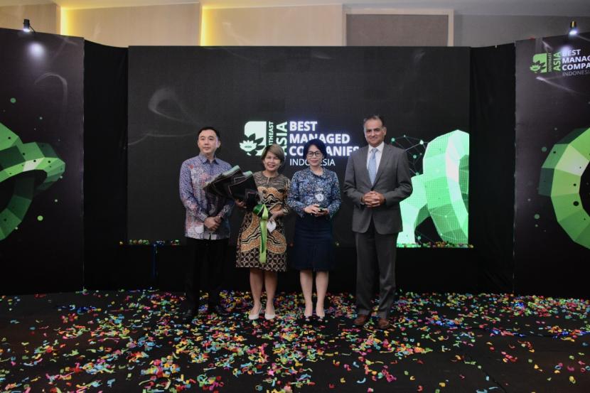 PT Mowilex Indonesia menerima penghargaan Best Managed Companies di Hotel Pullman, Jakarta Pusat.