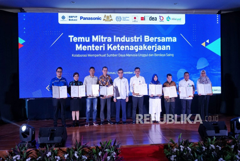 PT Panasonic Gobel Indonesia (PGI) meresmikan Panasonic HVAC Training Center di Balai Besar Pelatihan Vokasi dan Produktivitas (BBPVP) Bekasi, Jawa Barat, Selasa (12/11/2024).