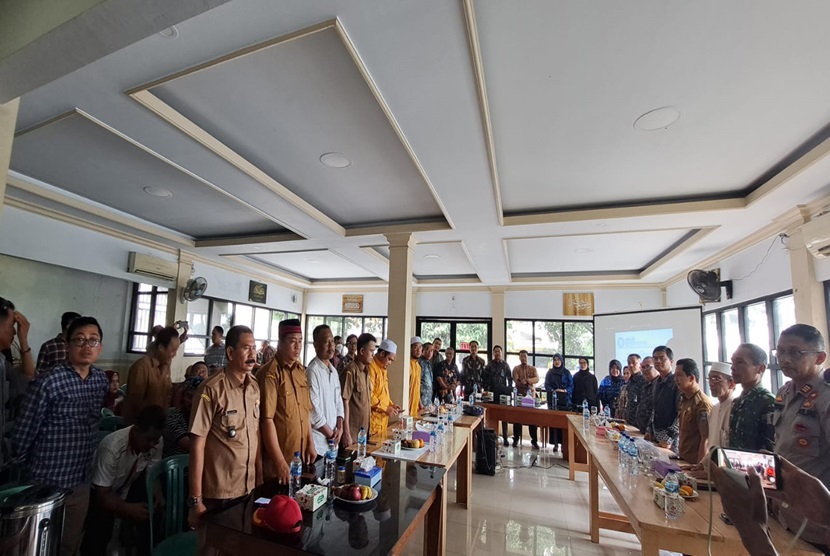 PT Permodalan Nasional Madani (PNM) Cabang Serang, Selasa kemarin (14/5) menyelenggarakan acara sosialisasi sekaligus silaturahmi tokoh masyarakat dan pemuka agama di Kecamatan Baros Kabupaten Serang. 