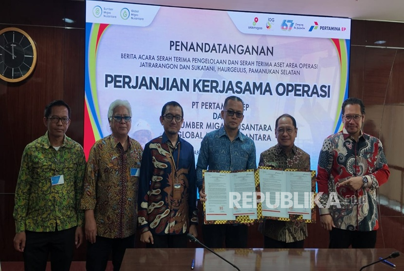  PT Pertamina EP melakukan penandatanganan berita acara serah terima pengelolaan area operasi dan aset dengan mitra Kerja Sama Operasi (KSO) di Jakarta.Penandatanganan berita acara dilakukan oleh General Manager Pertamina EP area Jawa bagian barat dan Direktur Utama PT Sumber Migas Nusantara dan Direktur Utama PT Global Migas Nusantara.