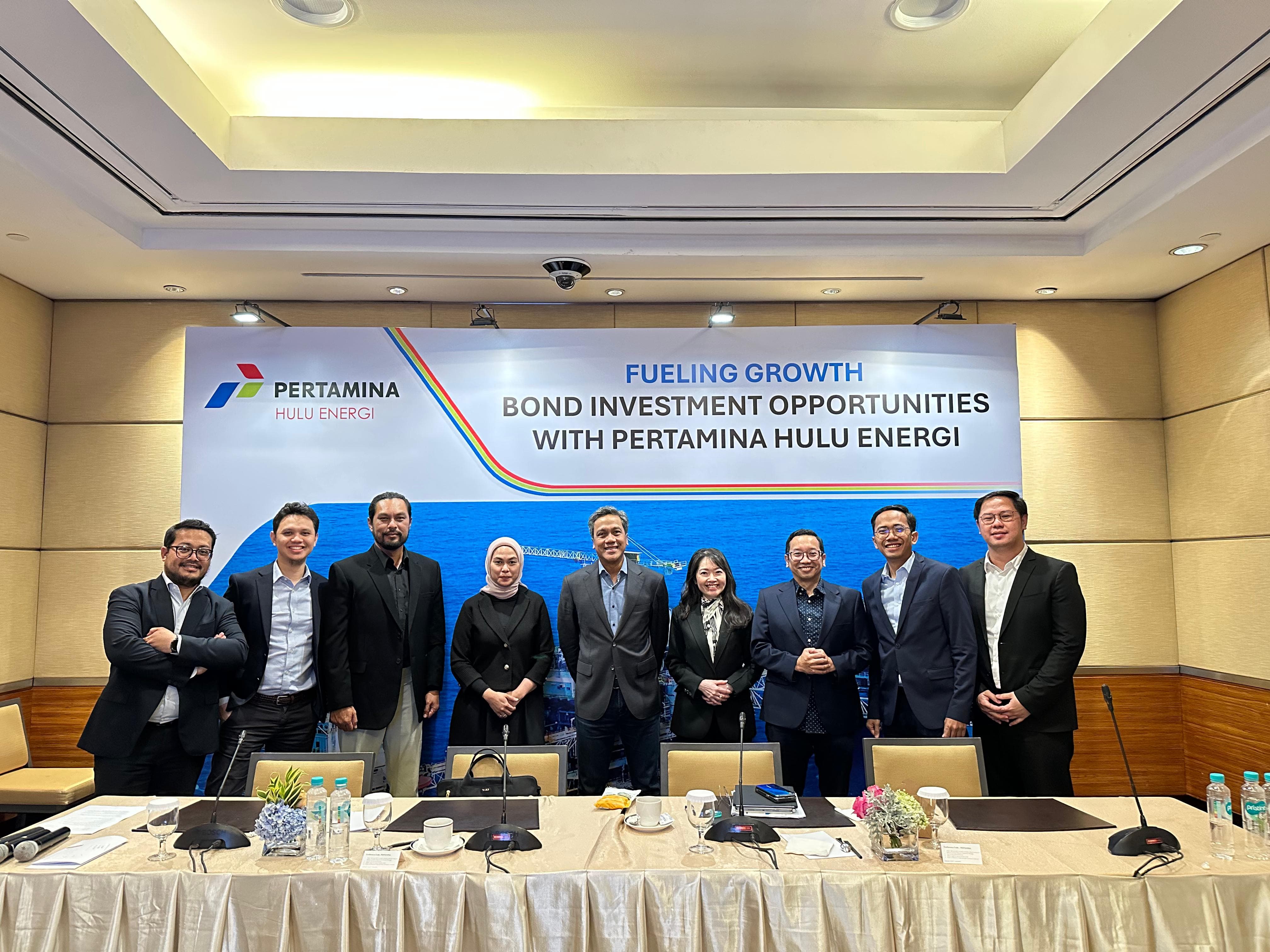 PT Pertamina Hulu Energi (PHE) melakukan debut di pasar modal internasional dengan menerbitkan obligasi global (Global Bond) senilai 1 miliar dolar Amerika Serikat (AS) untuk jangka waktu 5 tahun dalam skema Reg S / 144A (Obligasi). 